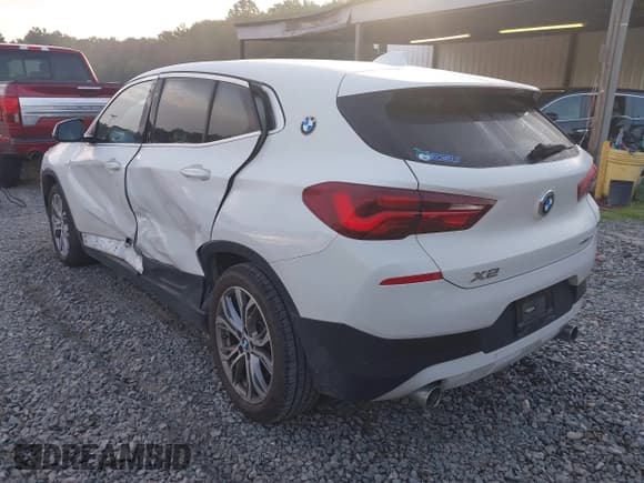 ✅ 2022 BMW X2 sDrive28i • VIN: WBXYH9C08N5U12353 • Лот: 42579393. Опубликован ранее на IAAI с пробегом 55 532 миль. Бесплатный доступ к архиву аукционных продаж из США и подробный отчёт об истории автомобиля на DreamBid. Изображение 3.