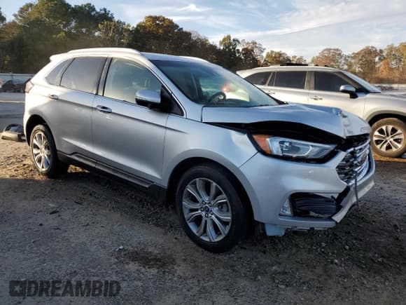 ✅ 2019 Ford Edge Titanium • VIN: 2FMPK3K91KBB23728 • Lot: 92668975. Listed on Copart with 114,075 mi. Free auction sales archive from the USA and detailed vehicle history report at DreamBid. Image 4.