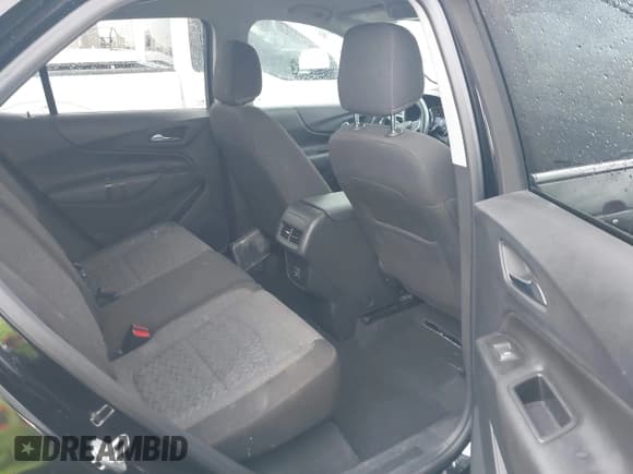 ✅ 2022 Chevrolet Equinox LT • VIN: 3GNAXUEV4NL310455 • Lot: 43375662. Listed on IAAI with 31,475 mi. Free auction sales archive from the USA and detailed vehicle history report at DreamBid. Image 8.