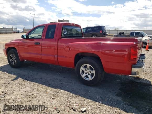 2006 Dodge Dakota SLT with VIN 1D7HW42N56S704277, listed as a Copart auction lot 55335835 with 192,724 mi miles and Salvage title. Bid and sale history available at DreamBid. Image 2.
