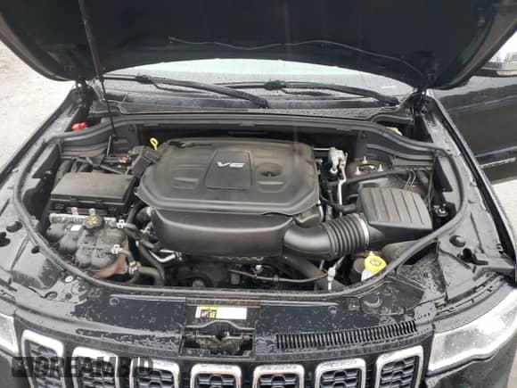 2018 Jeep Grand Cherokee Sterling z VIN 1C4RJFBG0JC214553, wystawiony jako Copart lot #89712645 z przebiegiem 131 913 mil mil oraz Szkoda całkowita • Salvage title. Historia ofert i sprzedaży dostępna na DreamBid. Obrazek 12.