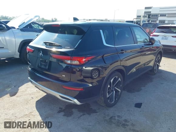 ✅ 2022 Mitsubishi Outlander SE • VIN: JA4J4UA87NZ066580 • Лот: 43117191. Опубликован ранее на IAAI с пробегом 120 270 миль. Бесплатный доступ к архиву аукционных продаж из США и подробный отчёт об истории автомобиля на DreamBid. Изображение 4.