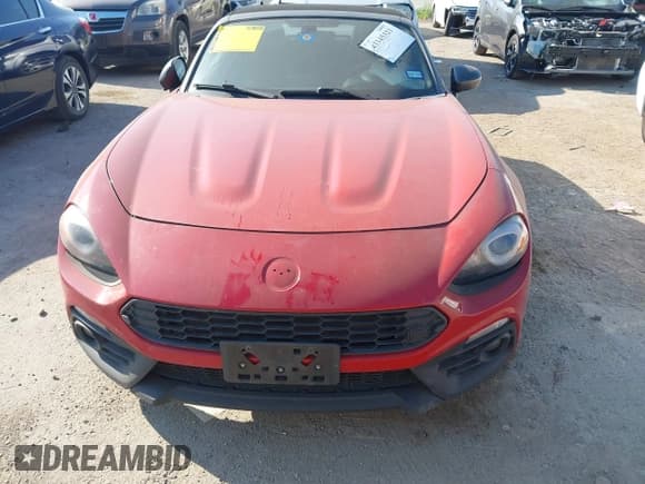 ✅ 2017 FIAT 124 Spider Classica • VIN: JC1NFAEK4H0124138 • Lot: 43345321. Listed on IAAI with 112,648 mi. Free auction sales archive from the USA and detailed vehicle history report at DreamBid. Image 12.