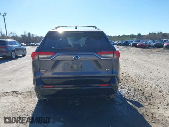 ✅ 2021 Toyota RAV4 XSE • VIN: JTMEB3FV3MD012842 • Lot: 43735156. Listed on IAAI with 66,671 mi. Free auction sales archive from the USA and detailed vehicle history report at DreamBid. Image 16.