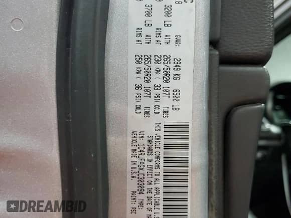 2018 Jeep Grand Cherokee Upland с VIN 1C4RJFAGXJC303094, выставлен на аукционе Copart как лот 67281205 с пробегом 124 366 миль миль и Списание • Salvage title. История ставок и продаж доступна на DreamBid. Изображение 14.