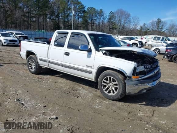 ✅ 2001 Chevrolet Silverado 1500 LT • VIN: 1GCEC19T01Z152616 • Lot: 41454877. Wystawiony na IAAI z przebiegiem 208 347 mil mil. Skorzystaj z bezpłatnego archiwum sprzedaży aukcyjnych z USA i zobacz szczegółowy raport historii pojazdu na DreamBid. Zdjęcie 1.