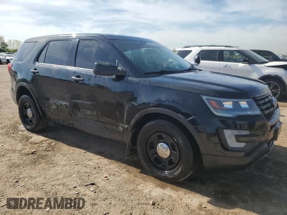 ✅ 2017 Ford Police Interceptor Utility • VIN: 1FM5K8AR0HGC87009 • Лот: 56338045. Опубликован ранее на Copart с пробегом 176 218 миль. Бесплатный доступ к архиву аукционных продаж из США и подробный отчёт об истории автомобиля на DreamBid. Изображение 4.