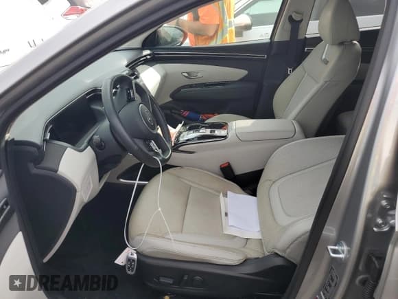 ✅ 2024 Hyundai Tucson Limited • VIN: 5NMJE3DE5RH341114 • Lot: 74507204. Wystawiony na Copart z przebiegiem Nie podano. Bezpłatny archiwum sprzedaży aukcyjnych z USA i szczegółowy raport historii pojazdu na DreamBid. Zdjęcie 12.