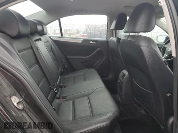 ✅ 2013 Volkswagen Jetta SE • VIN: 3VWDX7AJ0DM364223 • Lot: 59414485. Listed on Copart with 117,649 mi. Free auction sales archive from the USA and detailed vehicle history report at DreamBid. Image 10.