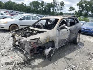 ✅ 2015 Jeep Cherokee Sport • VIN: 1C4PJLAB1FW707126 • Lot: 63285015. Listed on Copart with Not provided. Free auction sales archive from the USA and detailed vehicle history report at DreamBid. Image 1.