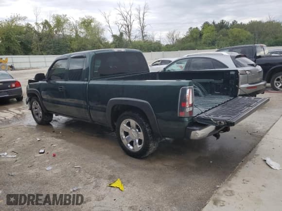 ✅ 2001 Chevrolet Silverado 1500 • VIN: 2GCEC19W611171321 • Лот: 72532234. Опубликован ранее на Copart с пробегом 118 085 миль. Бесплатный доступ к архиву аукционных продаж из США и подробный отчёт об истории автомобиля на DreamBid. Изображение 2.