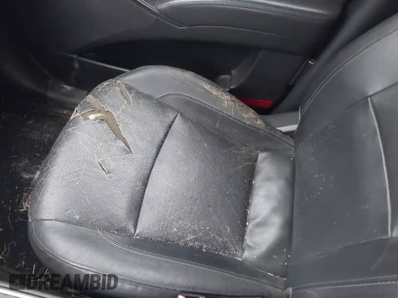 2012 Hyundai Veracruz Limited с VIN KM8NU4CC7CU180464, выставлен на аукционе IAAI как лот 41645488 с пробегом 116 844 миль миль и . История ставок и продаж доступна на DreamBid. Изображение 12.