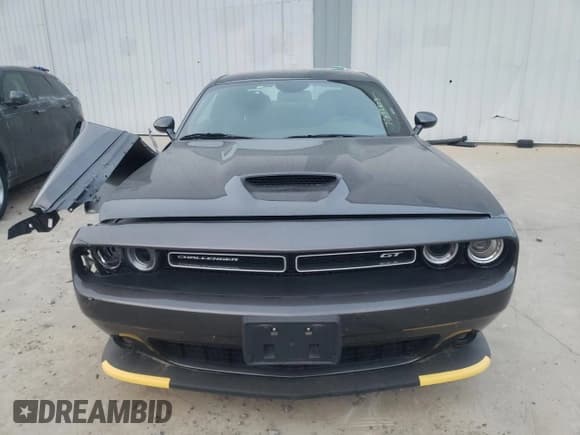 ✅ 2022 Dodge Challenger GT • VIN: 2C3CDZKG6NH200517 • Lot: 77672103. Wystawiony na Copart z przebiegiem 17 573 mil. Bezpłatny archiwum sprzedaży aukcyjnych z USA i szczegółowy raport historii pojazdu na DreamBid. Zdjęcie 5.