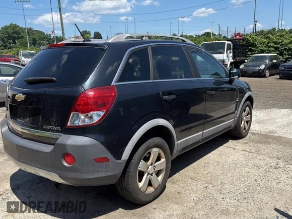 ✅ 2012 Chevrolet Captiva Sport LS • VIN: 3GNAL2EK3CS575456 • Lot: 62692515. Wystawiony na Copart z przebiegiem 130 269 mil. Bezpłatny archiwum sprzedaży aukcyjnych z USA i szczegółowy raport historii pojazdu na DreamBid. Zdjęcie 4.
