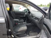 ✅ 2019 Mitsubishi Outlander ES • VIN: JA4AZ3A39KZ055673 • Lot: 42459555. Listed on IAAI with 97,433 mi. Free auction sales archive from the USA and detailed vehicle history report at DreamBid. Image 5.