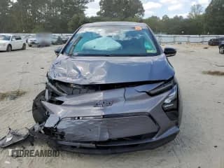 ✅ 2023 Chevrolet Bolt EV 1LT • VIN: 1G1FW6S03P4118113 • Lot: 71031334. Wystawiony na Copart z przebiegiem 21 905 mil. Bezpłatny archiwum sprzedaży aukcyjnych z USA i szczegółowy raport historii pojazdu na DreamBid. Zdjęcie 5.