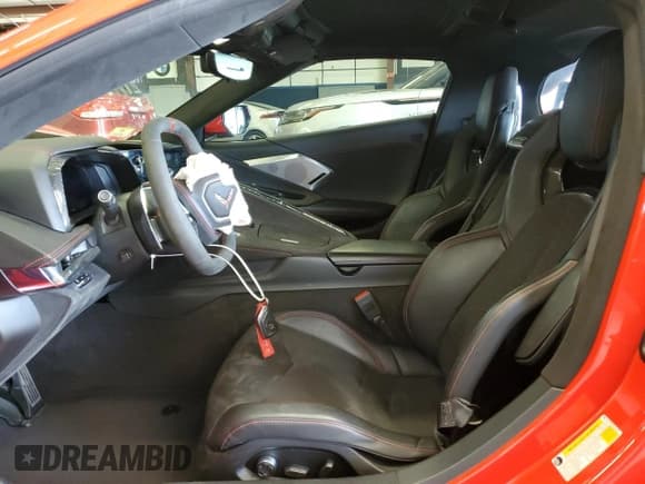 ✅ 2020 Chevrolet Corvette 3LT • VIN: 1G1Y82D40L5111569 • Лот: 69216285. Опубликован ранее на Copart с пробегом 21 502 миль. Бесплатный доступ к архиву аукционных продаж из США и подробный отчёт об истории автомобиля на DreamBid. Изображение 7.