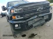 ✅ 2015 Chevrolet Silverado 2500HD LTZ • VIN: 1GC1KWE89FF192363 • Lot: 84362815. Wystawiony na Copart z przebiegiem 176 097 mil. Bezpłatny archiwum sprzedaży aukcyjnych z USA i szczegółowy raport historii pojazdu na DreamBid. Zdjęcie 13.