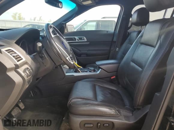 ✅ 2014 Ford Explorer XLT • VIN: 1FM5K8D85EGB34947 • Lot: 55635145. Listed on Copart with 136,198 mi. Free auction sales archive from the USA and detailed vehicle history report at DreamBid. Image 7.