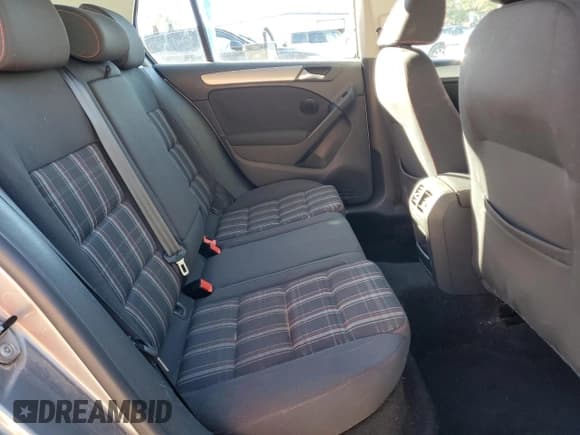 ✅ 2013 Volkswagen Golf • VIN: WVWDB7AJ9DW036753 • Lot: 91020925. Wystawiony na Copart z przebiegiem 171 446 mil. Bezpłatny archiwum sprzedaży aukcyjnych z USA i szczegółowy raport historii pojazdu na DreamBid. Zdjęcie 10.