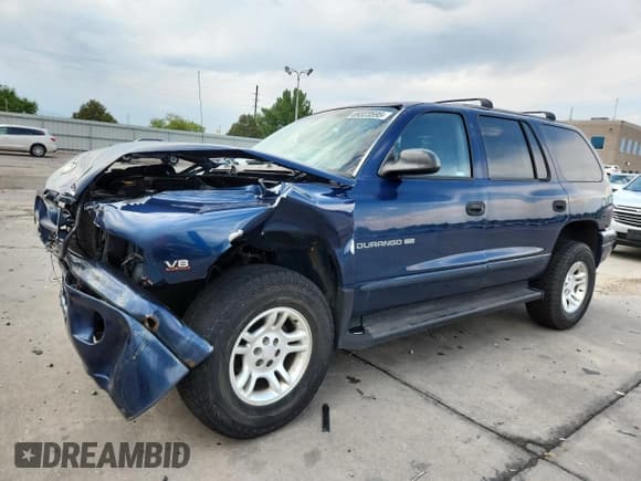 ✅ 2000 Dodge Durango • VIN: 1B4HS28N0YF121982 • Lot: 69323595. Wystawiony na Copart z przebiegiem 95 659 mil. Bezpłatny archiwum sprzedaży aukcyjnych z USA i szczegółowy raport historii pojazdu na DreamBid. Zdjęcie 1.