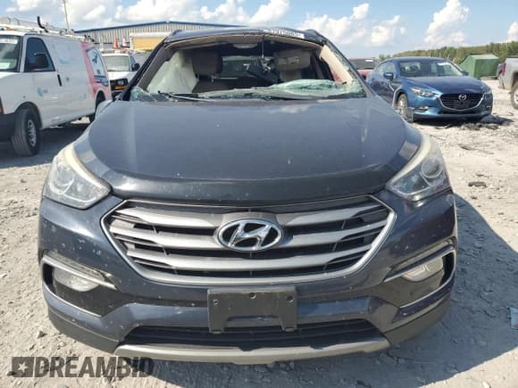 ✅ 2018 Hyundai Santa Fe 2.0T • VIN: 5XYZU4LA4JG529079 • Лот: 81975085. Опубликован ранее на Copart с пробегом 164 631 миль. Бесплатный доступ к архиву аукционных продаж из США и подробный отчёт об истории автомобиля на DreamBid. Изображение 5.