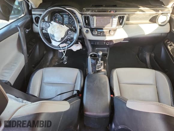 ✅ 2017 Toyota RAV4 Limited • VIN: JTMDFREV2HJ707101 • Lot: 85368455. Listed on Copart with 213,765 mi. Free auction sales archive from the USA and detailed vehicle history report at DreamBid. Image 8.