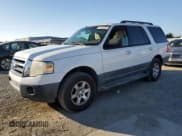 ✅ 2011 Ford Expedition XL • VIN: 1FMJU1F55BEF50720 • Lot: 89732495. Wystawiony na Copart z przebiegiem 203 874 mil. Bezpłatny archiwum sprzedaży aukcyjnych z USA i szczegółowy raport historii pojazdu na DreamBid. Zdjęcie 1.