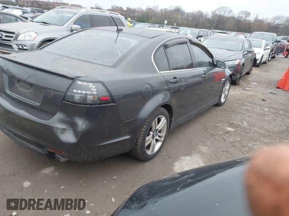 ✅ 2008 Pontiac G8 • VIN: 6G2ER57748L150318 • Лот: 43890731. Опубликован ранее на IAAI с пробегом 102 697 миль. Бесплатный доступ к архиву аукционных продаж из США и подробный отчёт об истории автомобиля на DreamBid. Изображение 4.