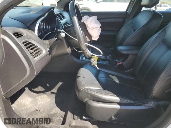 ✅ 2014 Dodge Avenger SXT • VIN: 1C3CDZCG9EN177515 • Лот: 73481554. Опубликован ранее на Copart с пробегом 164 996 миль. Бесплатный доступ к архиву аукционных продаж из США и подробный отчёт об истории автомобиля на DreamBid. Изображение 7.