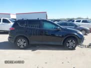 ✅ 2017 Toyota RAV4 LE • VIN: 2T3ZFREV7HW316825 • Lot: 43573328. Wystawiony na IAAI z przebiegiem 74 412 mil. Bezpłatny archiwum sprzedaży aukcyjnych z USA i szczegółowy raport historii pojazdu na DreamBid. Zdjęcie 13.