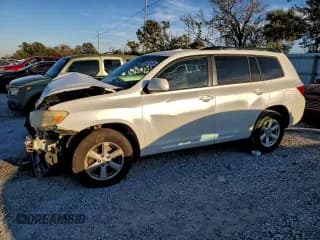 ✅ 2010 Toyota Highlander • VIN: JTEBK3EH3A2154092 • Lot: 96581085. Listed on Copart with 286,543 mi. Free auction sales archive from the USA and detailed vehicle history report at DreamBid. Image 1.