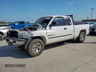 2001 Dodge 1500 с VIN 3B7HC13Z51G783002, выставлен на аукционе Copart как лот 68650325 с пробегом 233 486 миль миль и Списание • Salvage title. История ставок и продаж доступна на DreamBid. Изображение 1.