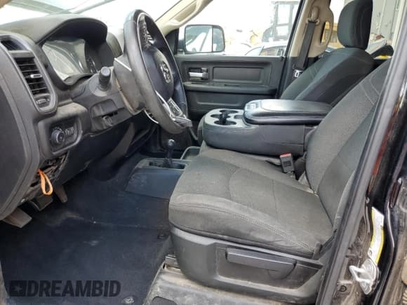 ✅ 2019 Ram 2500 Tradesman • VIN: 3C6UR5CJ2KG534938 • Lot: 69617755. Wystawiony na Copart z przebiegiem 122 322 mil. Bezpłatny archiwum sprzedaży aukcyjnych z USA i szczegółowy raport historii pojazdu na DreamBid. Zdjęcie 7.