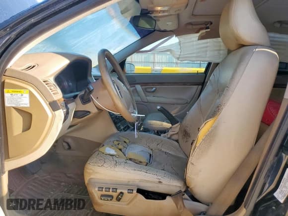 ✅ 2005 Volvo S80 • VIN: YV1TS592051400631 • Lot: 71084225. Wystawiony na Copart z przebiegiem 158 658 mil. Bezpłatny archiwum sprzedaży aukcyjnych z USA i szczegółowy raport historii pojazdu na DreamBid. Zdjęcie 7.