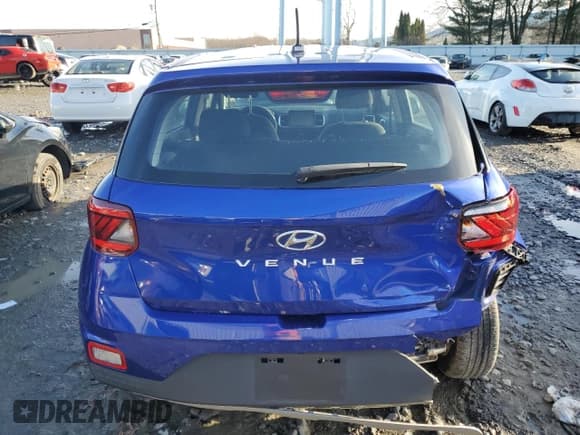✅ 2023 Hyundai Venue SE • VIN: KMHRB8A34PU235072 • Lot: 84815314. Listed on Copart with 32,768 mi. Free auction sales archive from the USA and detailed vehicle history report at DreamBid. Image 6.