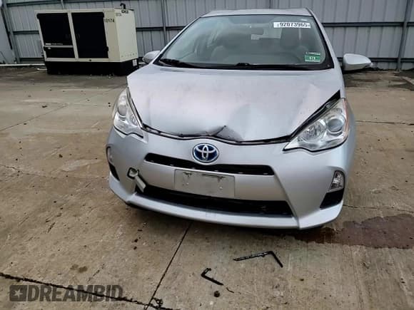 ✅ 2014 Toyota Prius One • VIN: JTDKDTB34E1566511 • Lot: 92073965. Wystawiony na Copart z przebiegiem 112 757 mil. Bezpłatny archiwum sprzedaży aukcyjnych z USA i szczegółowy raport historii pojazdu na DreamBid. Zdjęcie 13.