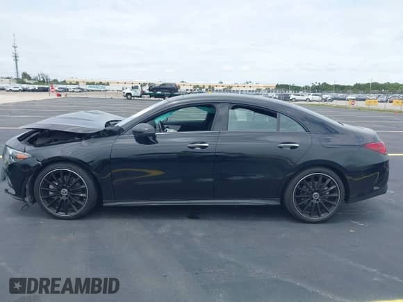 2023 Mercedes-Benz CLA 250 с VIN W1K5J4GB9PN393811, выставлен на аукционе IAAI как лот 42227792 с пробегом 31 656 миль миль и . История ставок и продаж доступна на DreamBid. Изображение 15.