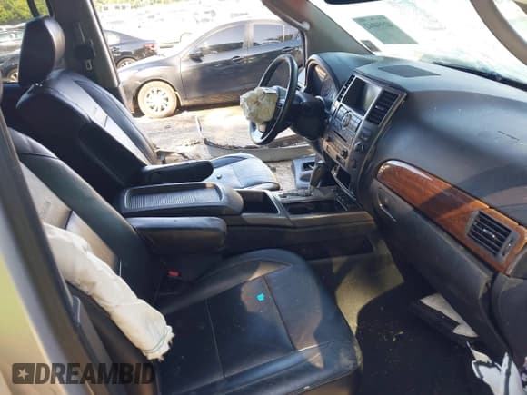 ✅ 2011 Nissan Armada Platinum • VIN: 5N1BA0NF3BN620376 • Lot: 42554042. Listed on IAAI with 180,000 mi. Free auction sales archive from the USA and detailed vehicle history report at DreamBid. Image 5.