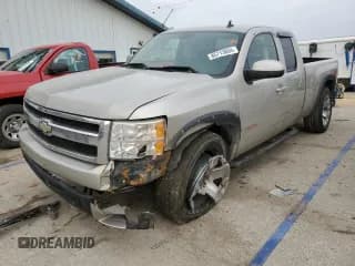 ✅ 2007 Chevrolet Silverado 1500 1LT • VIN: 1GCEK19Y47Z540195 • Лот: 85713804. Опубликован ранее на Copart с пробегом 194 081 миль. Бесплатный доступ к архиву аукционных продаж из США и подробный отчёт об истории автомобиля на DreamBid. Изображение 1.