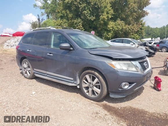 ✅ 2014 Nissan Pathfinder SL • VIN: 5N1AR2MN5EC601031 • Lot: 43234168. Wystawiony na IAAI z przebiegiem 123 793 mil. Bezpłatny archiwum sprzedaży aukcyjnych z USA i szczegółowy raport historii pojazdu na DreamBid. Zdjęcie 1.