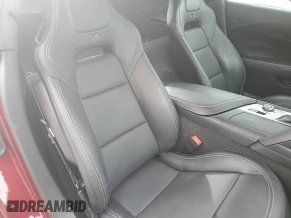 2019 Chevrolet Corvette 3LT z VIN 1G1YF2D73K5116361, wystawiony jako Copart lot #87015485 z przebiegiem 40 565 mil mil oraz Szkoda całkowita • Salvage title. Historia ofert i sprzedaży dostępna na DreamBid. Obrazek 10.