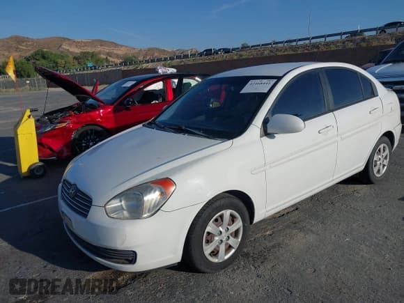 ✅ 2008 Hyundai Accent GLS • VIN: KMHCN46C98U210619 • Лот: 42468441. Опубликован ранее на IAAI с пробегом 152 739 миль. Бесплатный доступ к архиву аукционных продаж из США и подробный отчёт об истории автомобиля на DreamBid. Изображение 17.