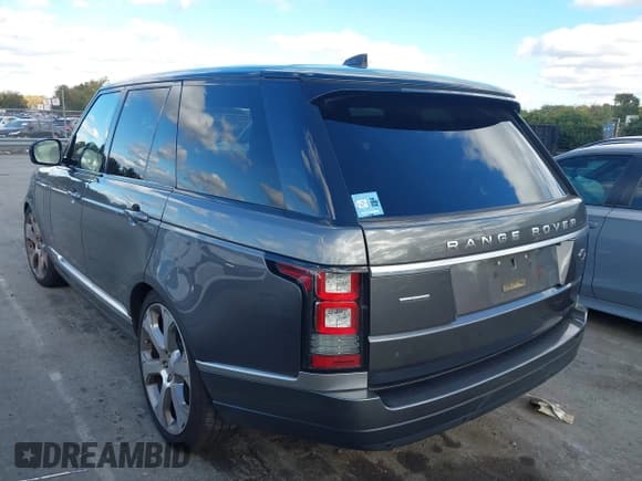 ✅ 2017 Land Rover Range Rover • VIN: SALGS2FE6HA320493 • Lot: 43595450. Wystawiony na IAAI z przebiegiem 120 321 mil. Bezpłatny archiwum sprzedaży aukcyjnych z USA i szczegółowy raport historii pojazdu na DreamBid. Zdjęcie 3.
