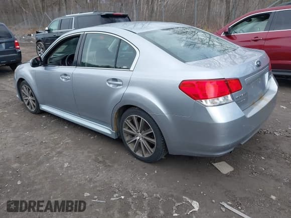 ✅ 2013 Subaru Legacy Special Sports • VIN: 4S3BMBG62D3027157 • Lot: 42038683. Listed on IAAI with 227,248 mi. Free auction sales archive from the USA and detailed vehicle history report at DreamBid. Image 3.