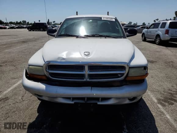 2003 Dodge Dakota SLT with VIN 1D7HL42XX3S236052, listed as a Copart auction lot 61485585 with 424,339 mi miles and Salvage title. Bid and sale history available at DreamBid. Image 5.