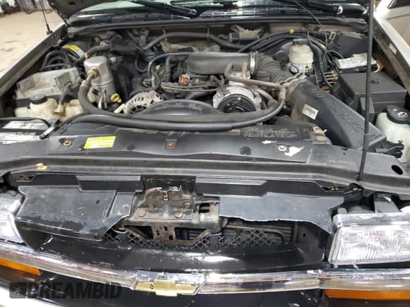 ✅ 2003 Chevrolet S-10 LS • VIN: 1GCDT19X938210746 • Лот: 49594025. Опубликован ранее на Copart с пробегом 79 118 миль. Бесплатный доступ к архиву аукционных продаж из США и подробный отчёт об истории автомобиля на DreamBid. Изображение 11.