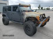 ✅ 2007 Jeep Wrangler Unlimited Sahara • VIN: 1J8GB59147L178657 • Лот: 82495545. Опубликован ранее на Copart с пробегом Не указан. Бесплатный доступ к архиву аукционных продаж из США и подробный отчёт об истории автомобиля на DreamBid. Изображение 4.