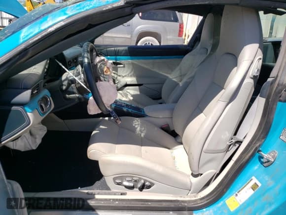 ✅ 2017 Porsche 911 4S • VIN: WP0BB2A9XHS136860 • Lot: 58390023. Wystawiony na Copart z przebiegiem 18 316 mil. Bezpłatny archiwum sprzedaży aukcyjnych z USA i szczegółowy raport historii pojazdu na DreamBid. Zdjęcie 7.