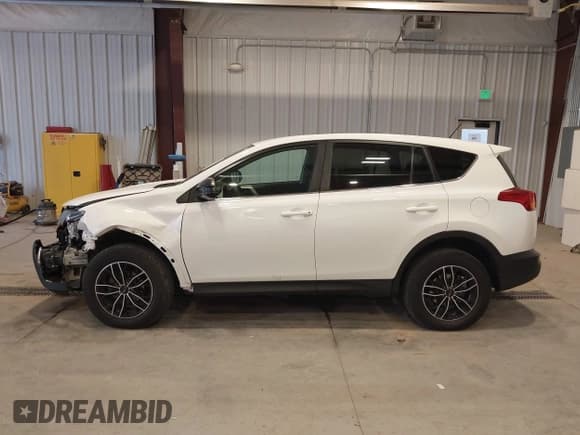 ✅ 2015 Toyota RAV4 LE • VIN: 2T3BFREV7FW277801 • Lot: 43704117. Listed on IAAI with 251,499 mi. Free auction sales archive from the USA and detailed vehicle history report at DreamBid. Image 14.